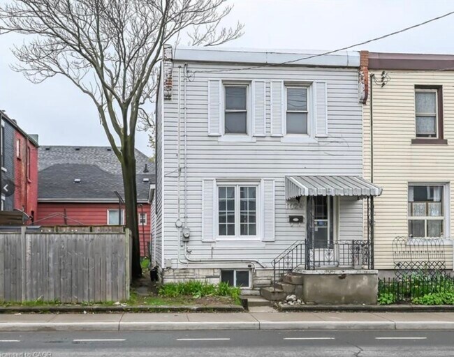 Photo - 1024 Cannon St E