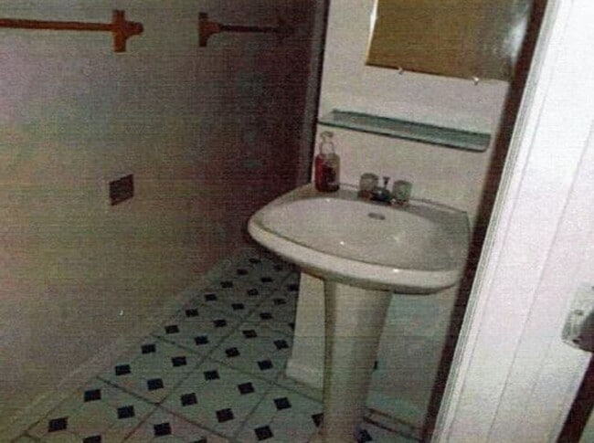 Photo - 1507 Farrar Dr