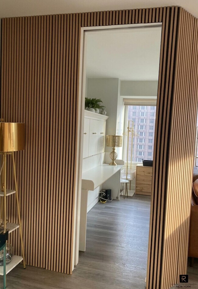 Photo - 150 W 56th St Unit 2810