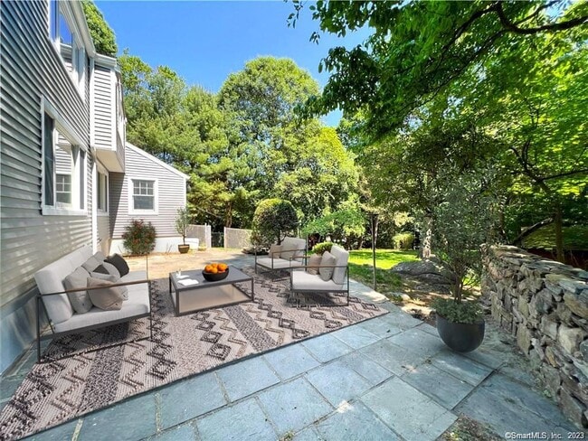Photo - 23 Apple Tree Ln