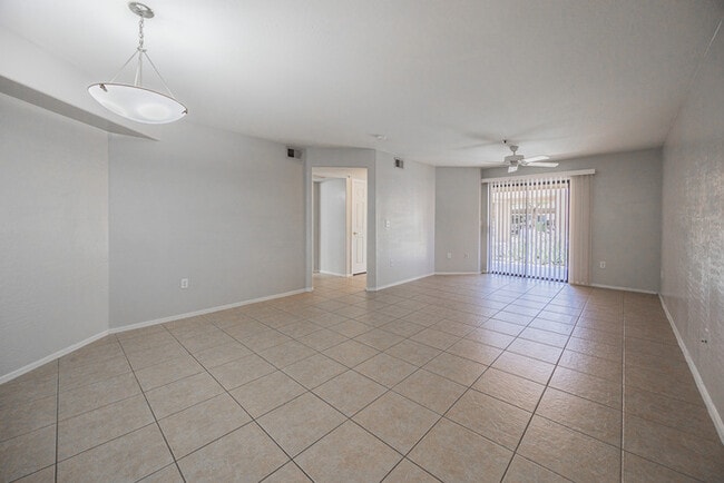 Photo - 1287 N Alma School Rd Unit 131