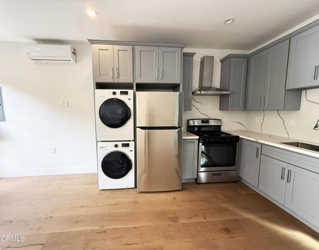 Photo - 2412 Norwalk Ave