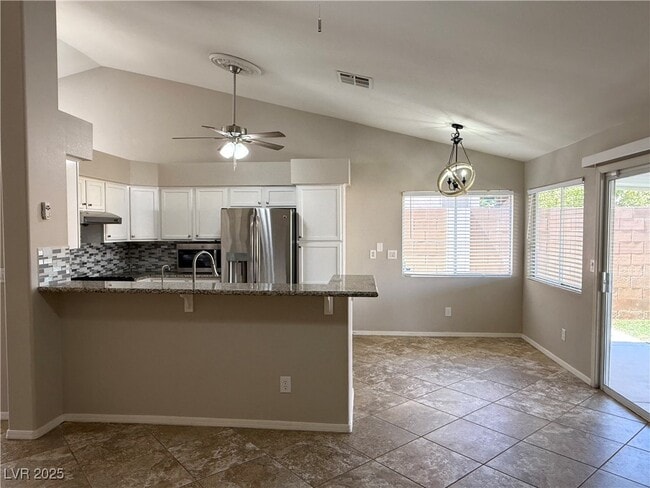 Building Photo - 1044 Thornfield Ln Rental