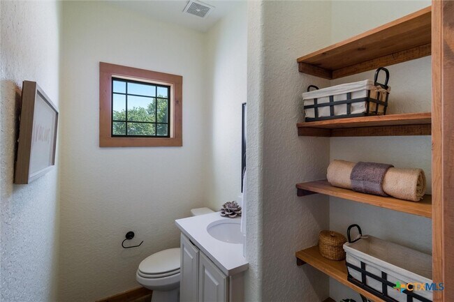 Photo - 1654 Gruene Vineyard Crossing