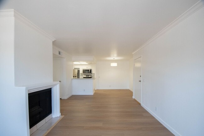 Photo - 6041 Fulton Ave Unidad 102