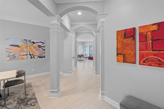 Photo - 14215 Scarborough Fair St