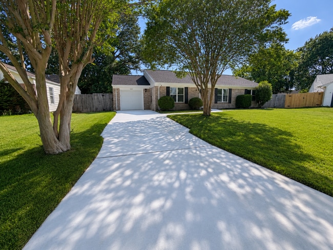 Photo - 5533 Society Ct