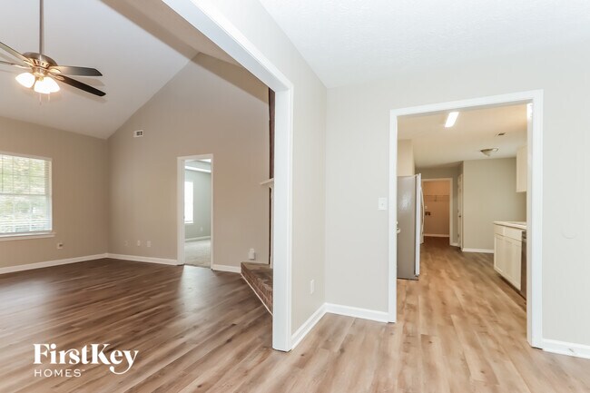 Photo - 290 Willow Shoals Dr