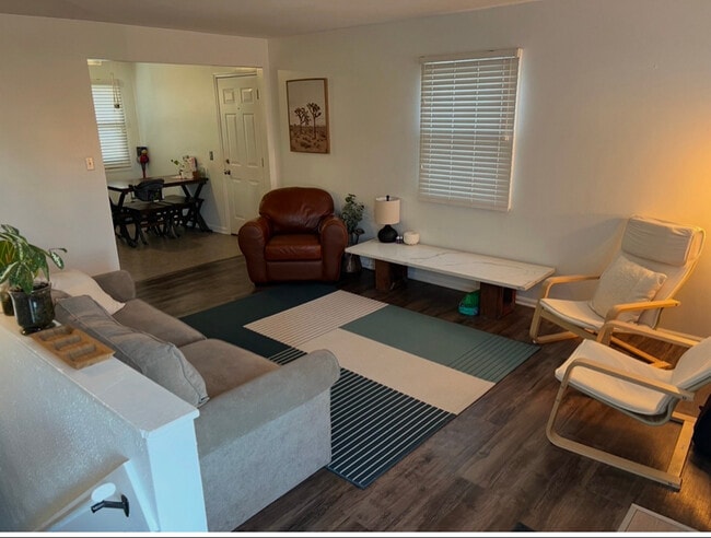 Photo - 3719 Kalamazoo Ave SE