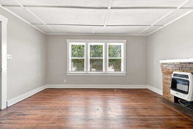 Photo - 4744 E 5th Pl Unit 4744