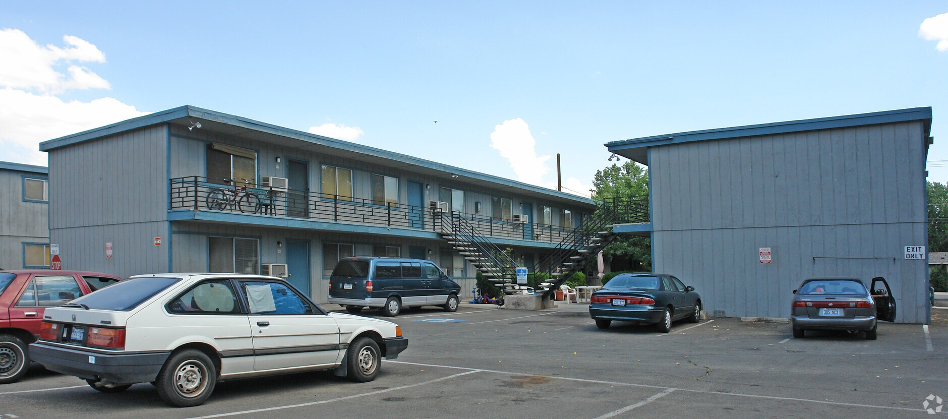Ravenwood Apartments - Ravenwood Apartments