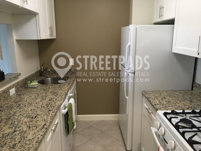 Photo - 2 bedroom in Cambridge MA 02138