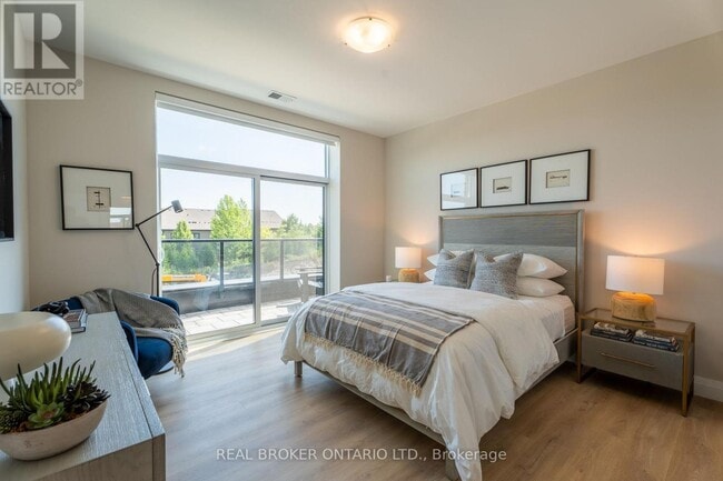 Photo - 1882 Gordon St Unit 410