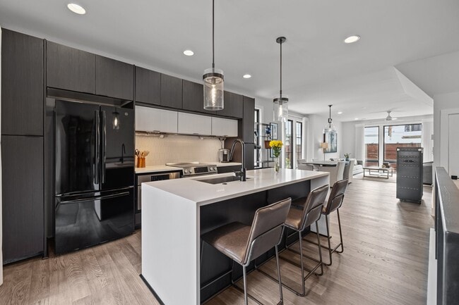 Photo - 1207 Minter Pl
