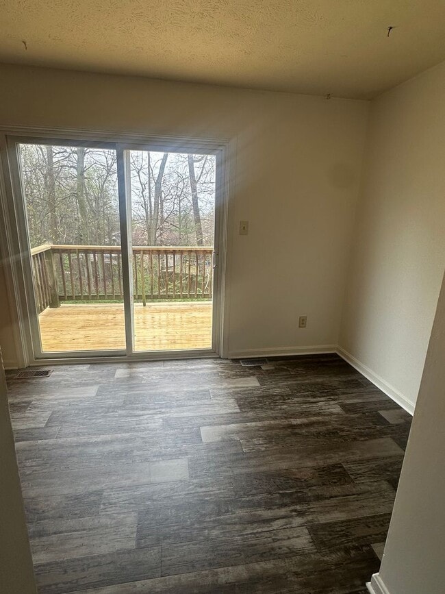 Photo - 163 E Village Rd