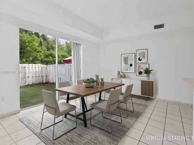 Photo - 10966 NW 43rd Ter