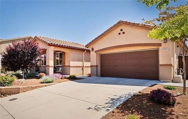 Photo - 11225 Eliano St