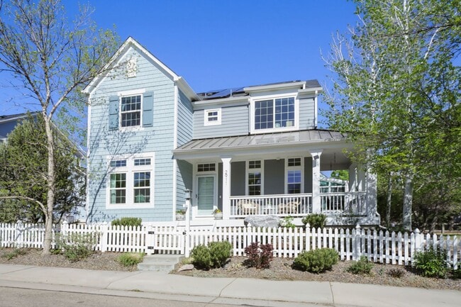 Building Photo - 2911 Shoshone Trail