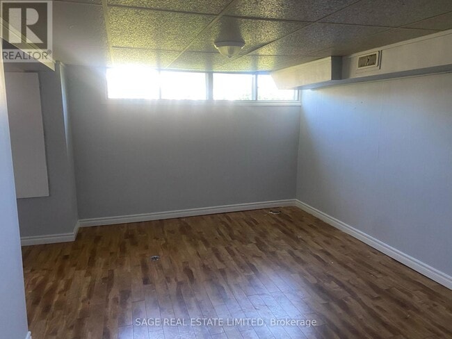 Photo - 308 Taylor Mills Dr N