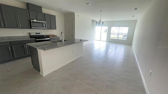 Photo - 1565 Mirabella Cir