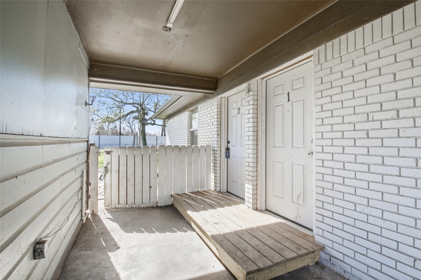 Photo - 6318 Laramie St