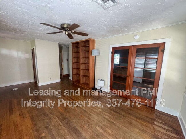 235 Henry St