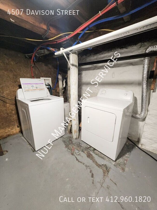 Photo - 4507 Davison St