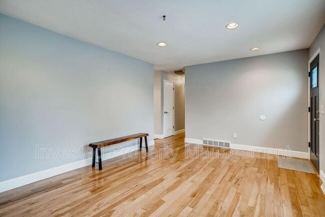 Photo - 7926 Ingalls St