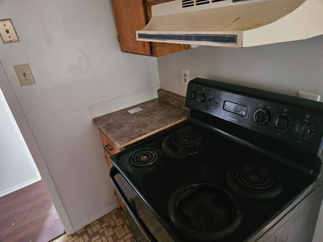 Photo - 5101 Levenson Rd