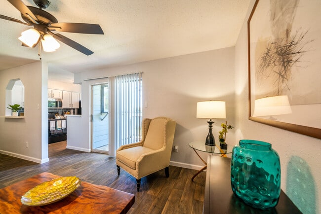 Photo - Waterside Apartments