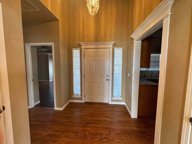 Photo - BIXBY - 4 Bedroom, 2.5 baths, 2 car garage...