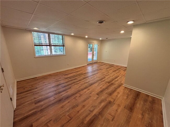 Photo - 1138 Arlington Pkwy NE