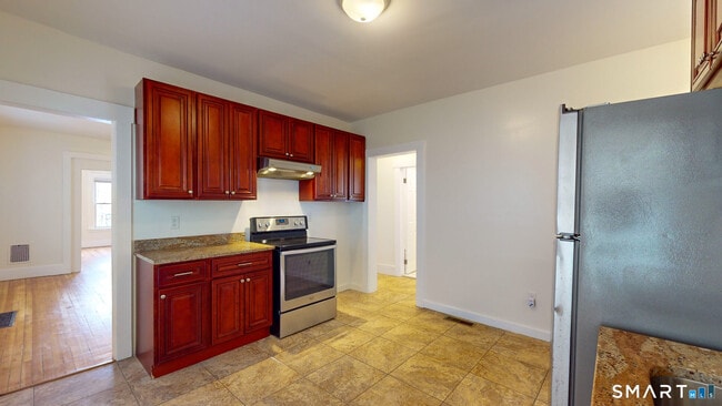 Photo - 679 Winchester Ave