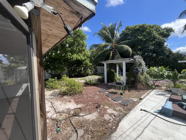 Photo - 334 Anderson Rd