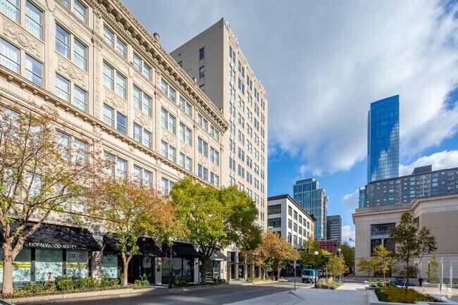 Photo - Bennie Dillon