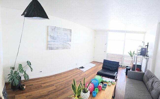 Photo - Makiki Punahou Hale Oahua Unfurnished 1 Bedroom 1 Bathroom Condominium Unit 503