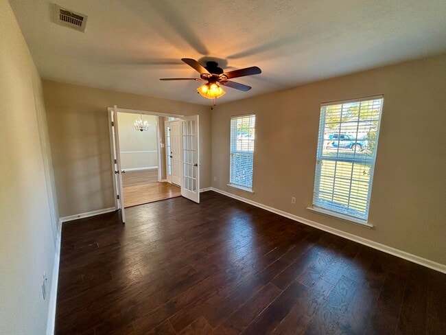 Photo - 4477 Country Glen Cir