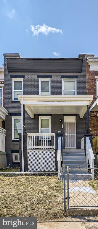 Photo - 704 Linnard St Townhome