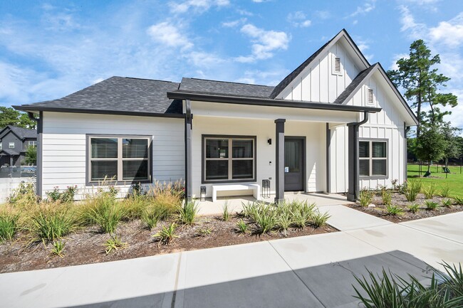 Building Photo - 7711 Longmire Rd Rental