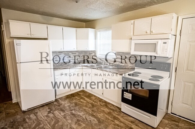Photo - 607 Parkway Dr