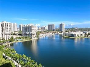 Photo - 2801 NE 183rd St Unidad 1914W