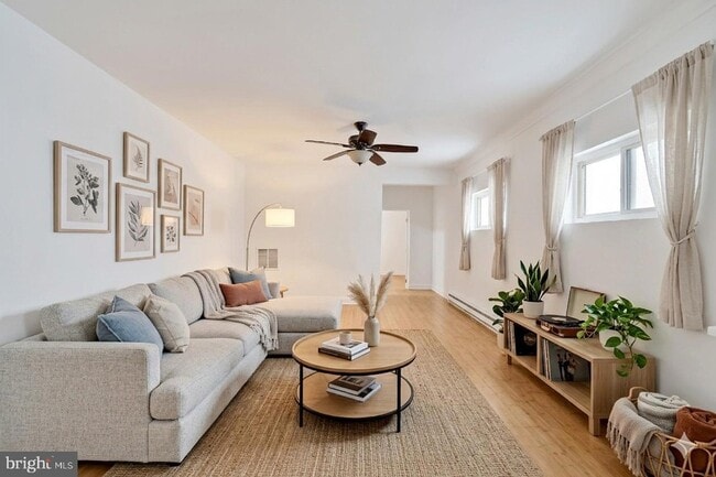 Photo - 2040 Frankford Ave Unit 2ND FL REAR