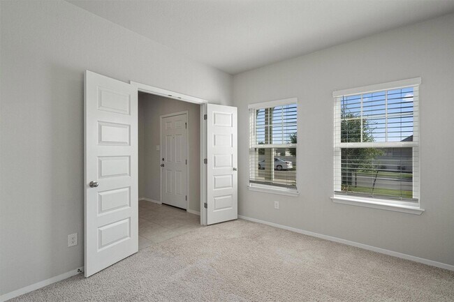 Photo - 2711 Winding Creek Rd