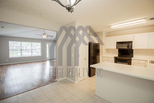 Photo - 523 Rice Gate Dr