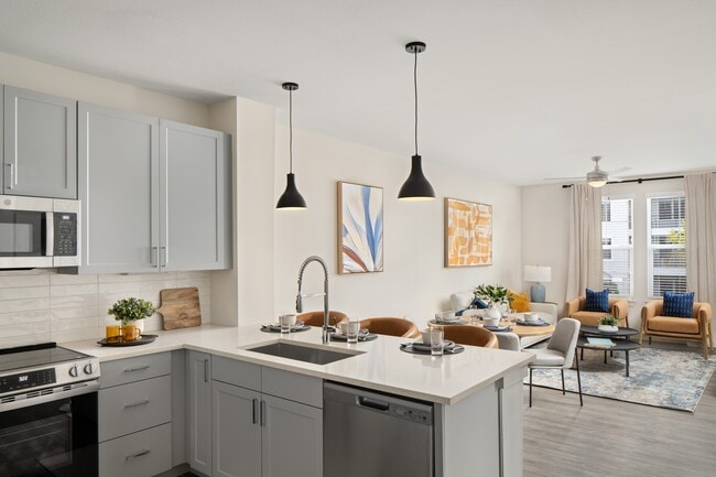 Photo - Maren Apartments