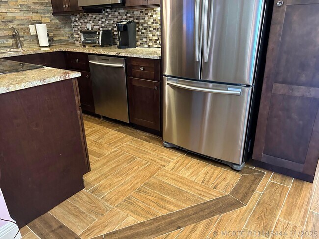 Photo - 3070 Cornwall D Unit 3070 D