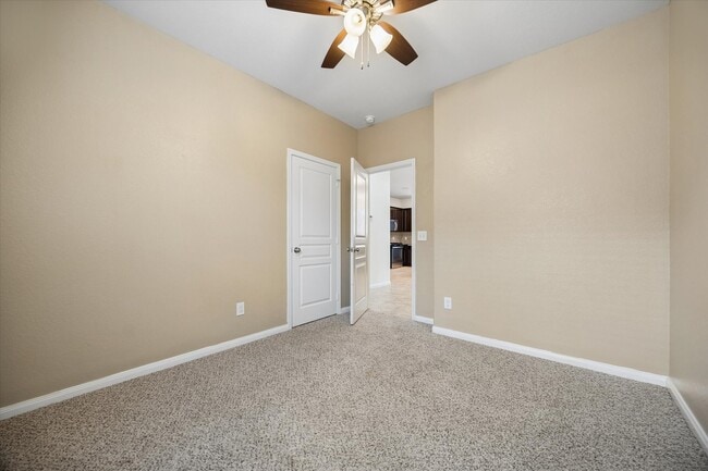 Photo - 5810 Banyan Oak Ct