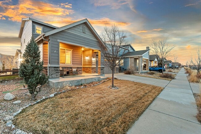 Building Photo - 9337 Iron Mountain Way
