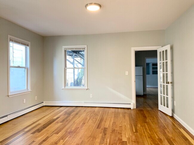 Photo - 89 Green St Unit 2