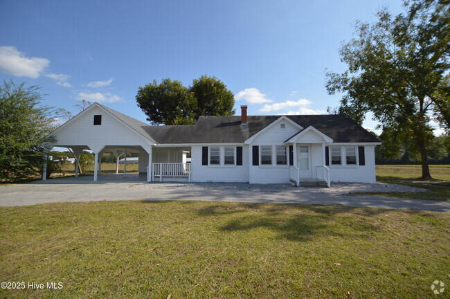 Building Photo - 960 Back Swamp Rd Rental